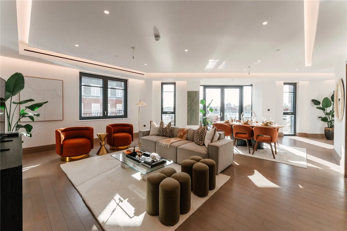 The Lucan Chelsea Autograph Collection Residences