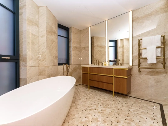 The Lucan Chelsea Autograph Collection Residences