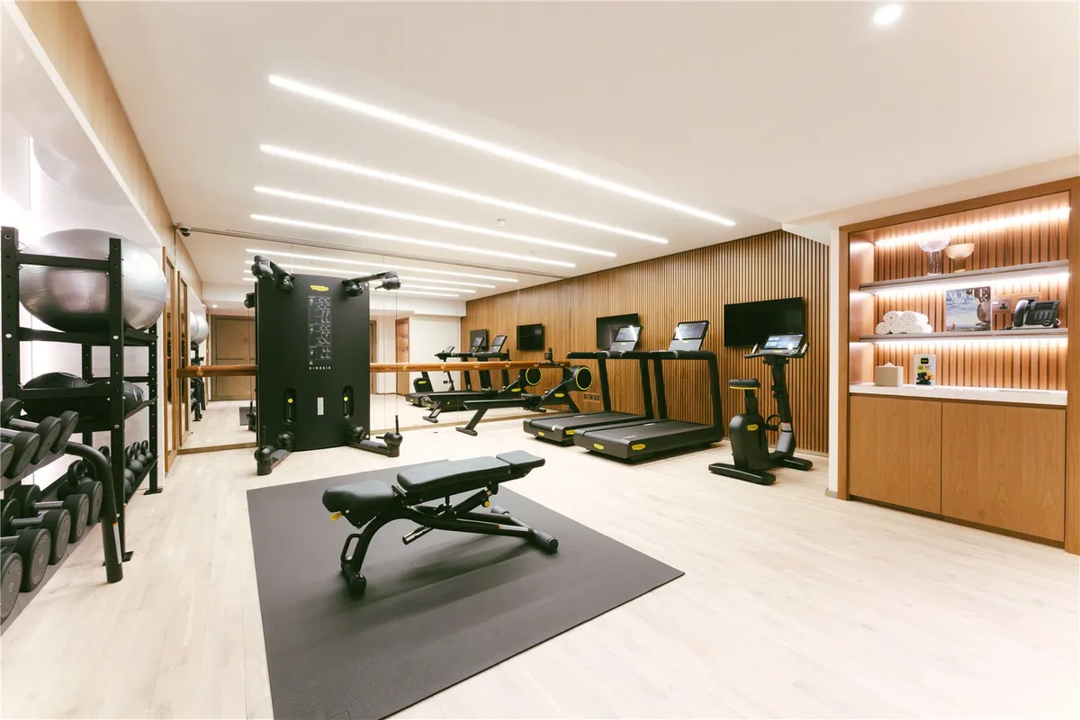 The Lucan Chelsea Autograph Collection Residences