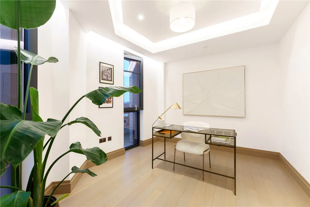 The Lucan Chelsea Autograph Collection Residences