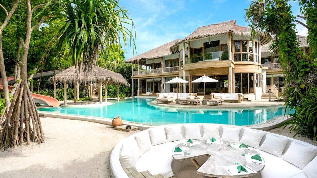 Maldives Luxury Real Estate includes world class mansions and villas for sale