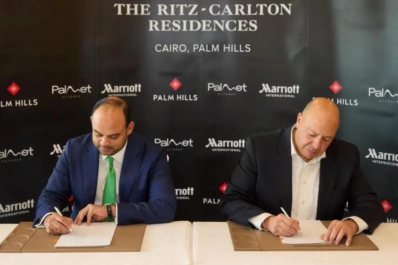 Official signing agreement Palm Hills is proud to sign an agreement with Marriott International, Inc. to introduce The Ritz-Carlton Residences, Cairo, Palm Hills. Image courtesy: Palm Hil