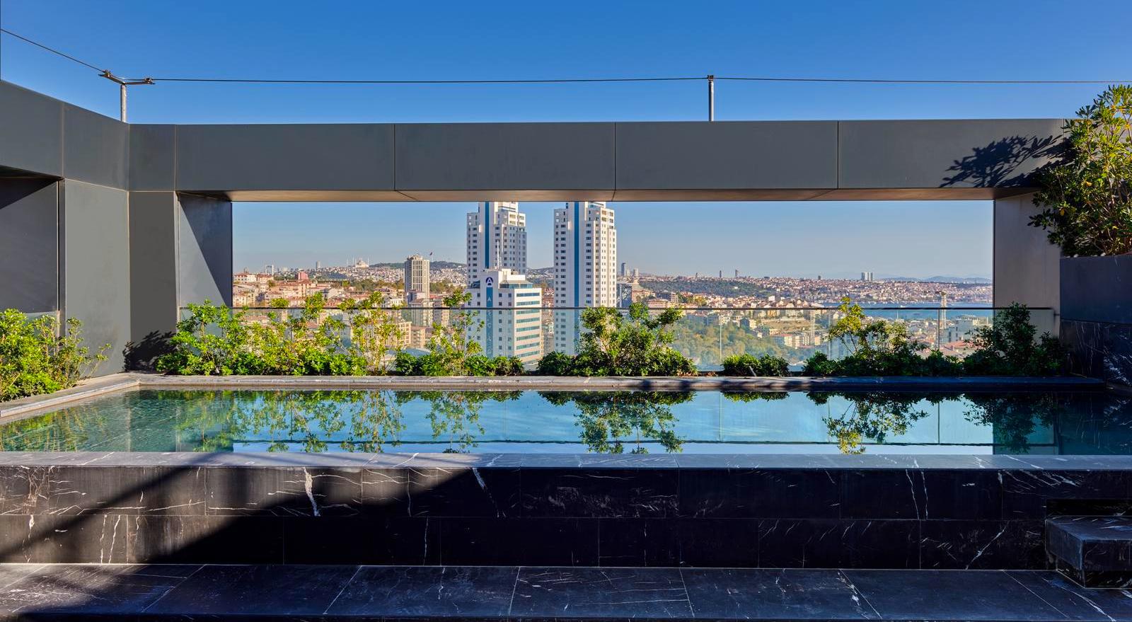 Swimming pool with stunning views from Ritz-Carlton Residences Istanbul Penthouses