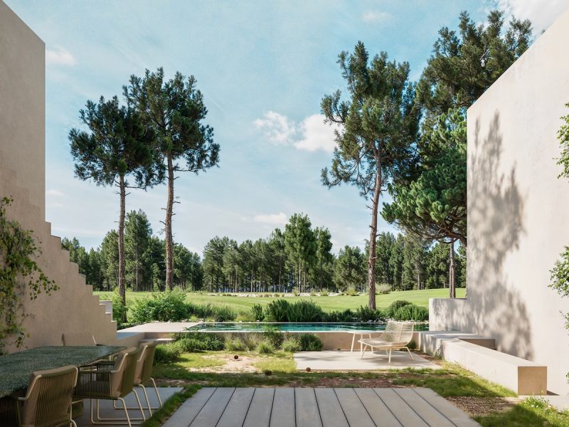 Aroeira Collections by Missoni is an exclusive residential and touristic project nestled in the lush nature of Aroeira