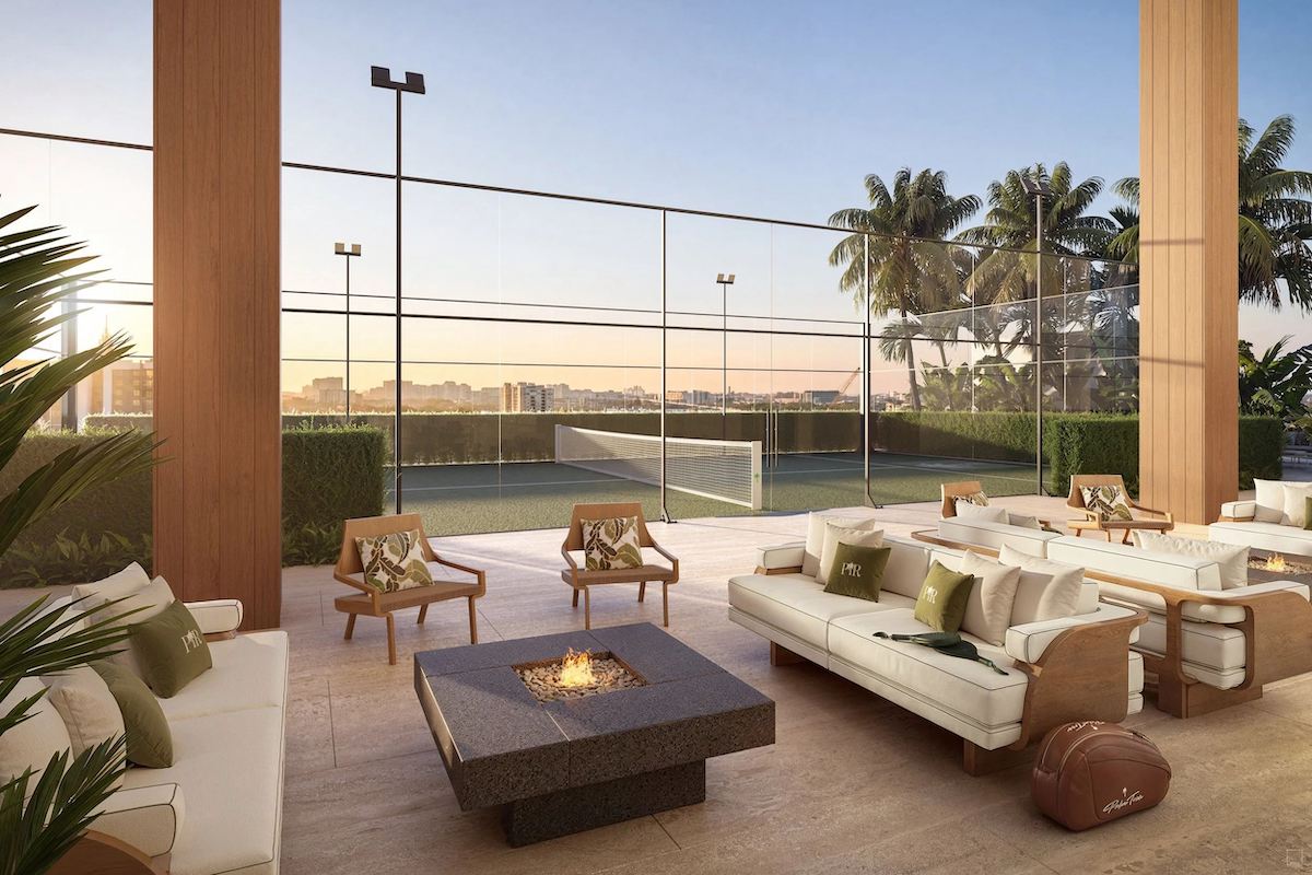 Palm Tree Residences Miami offers an outdoor padel court, a fitness centre with functional training turf and a climbing wall