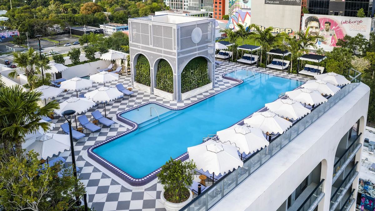 NoMad Residences Wynwood rooftop swimming pool