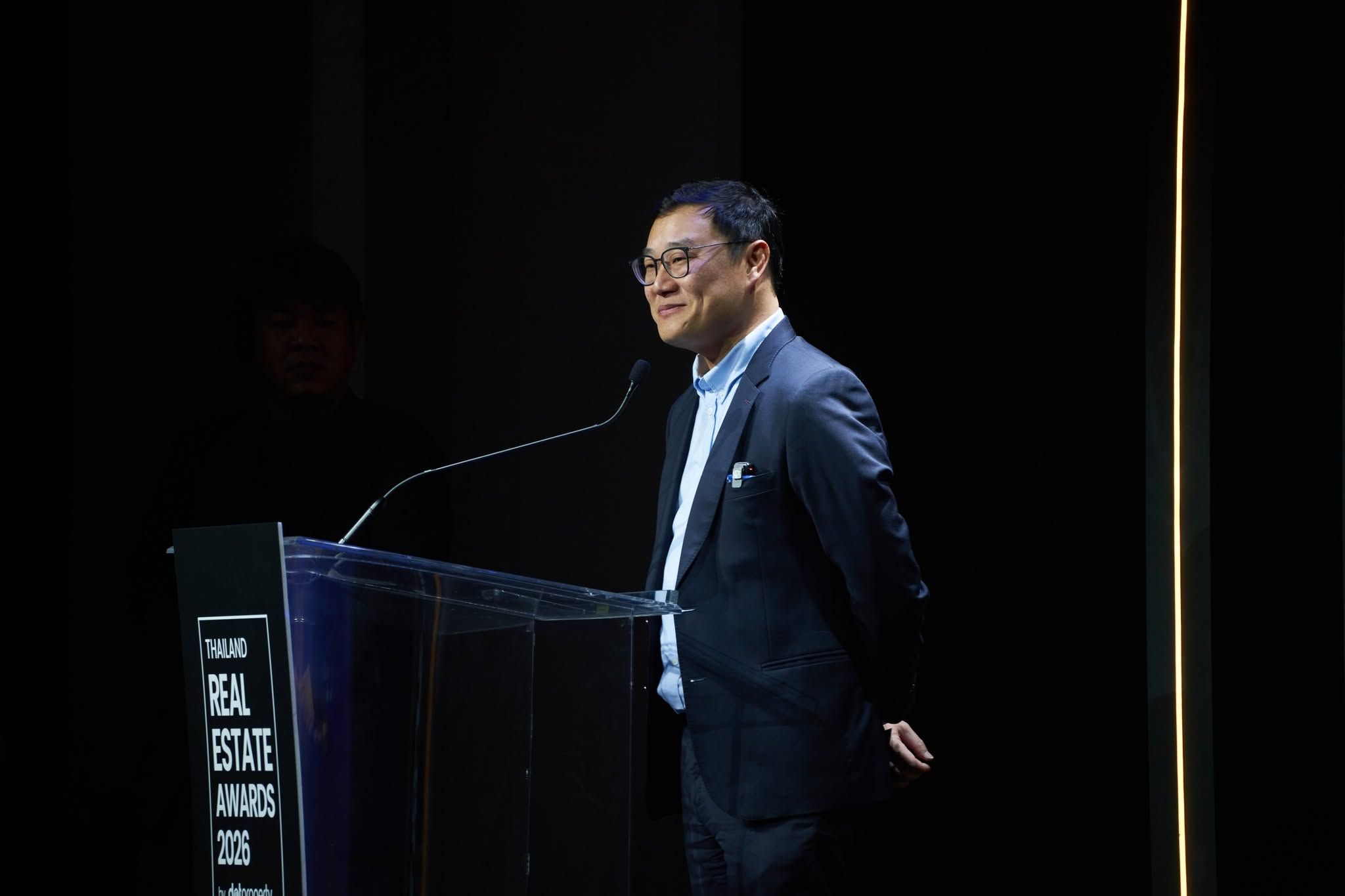 Accepting the award on behalf of CG Capital, Mr. Nuttawat Kuvijitsuwan, Managing Director,