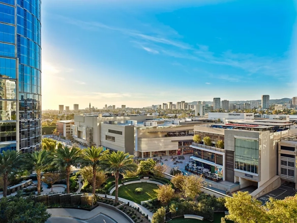 Fairmont Residences Century Plaza