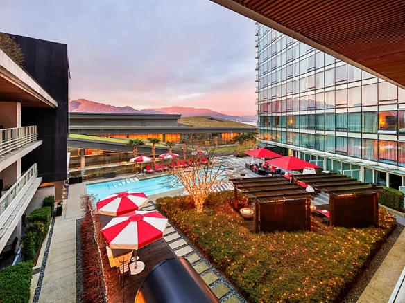 Fairmont Residences Pacific Rim