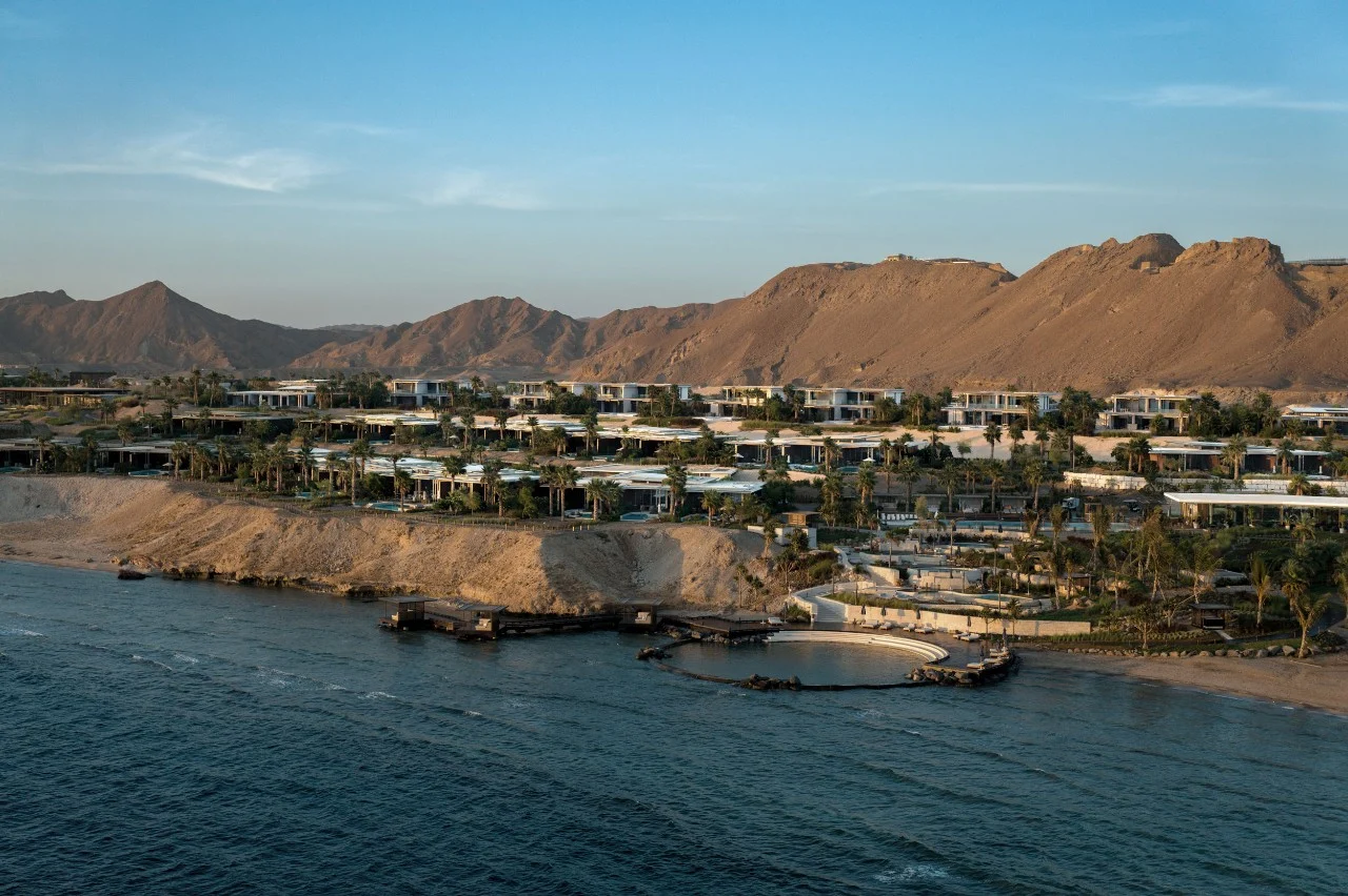 The resort introduces Rosewood's sense of place philosophy, restorative wellbeing and residential style hospitality to AMAALA